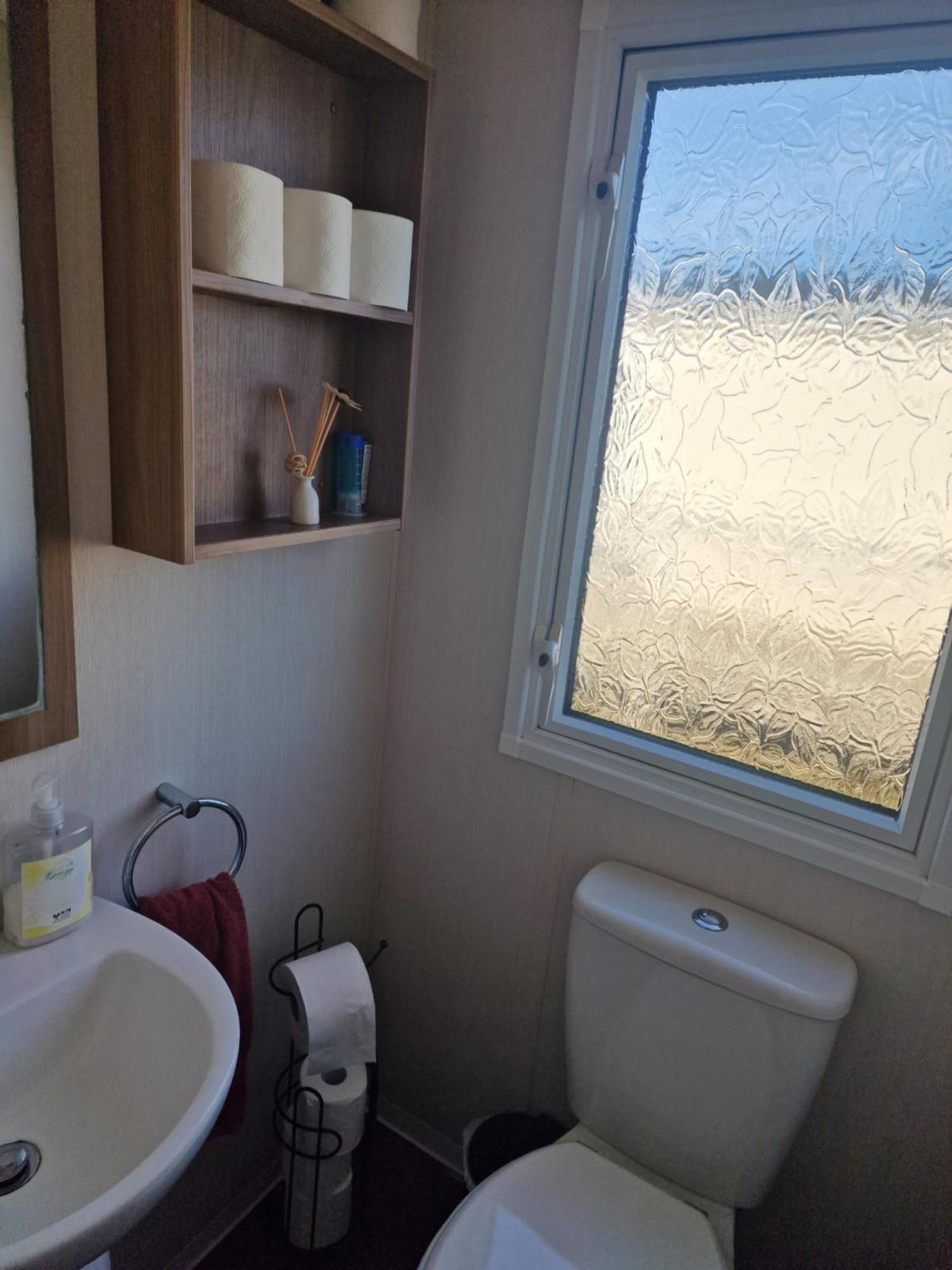 Durdlee Door, D27, Main Rd, West Lulworth, Wareham Bh20 5Pu Hotell Exteriör bild